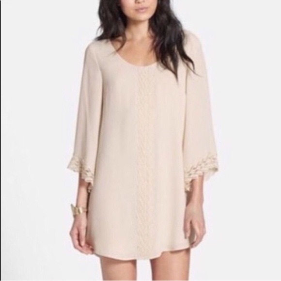 HP! ASTR THE LABEL LACE TRIM SHIFT DRESS - Picture 2 of 8